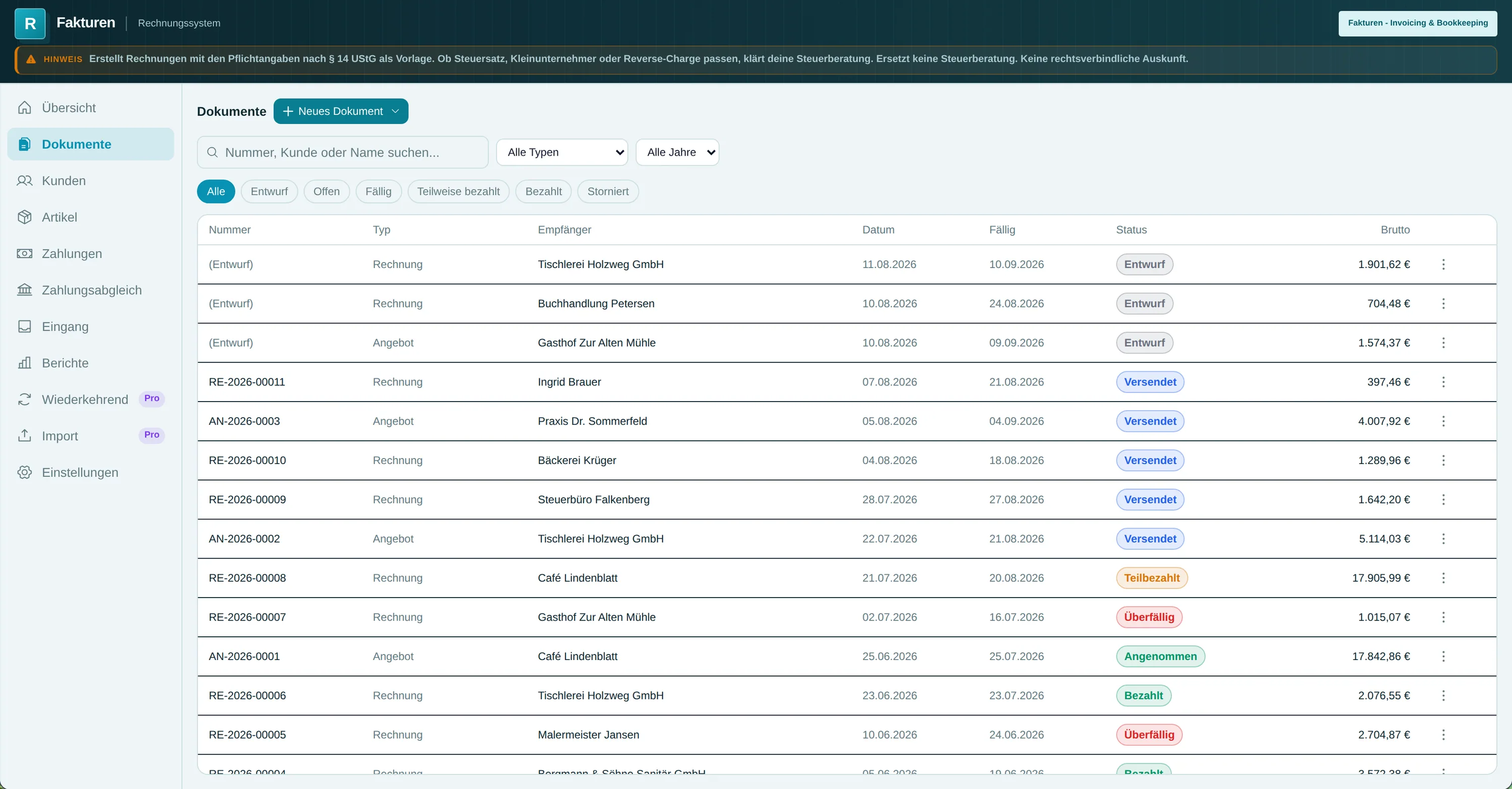 Fakturen workspace showing an invoice with synthetic sample data